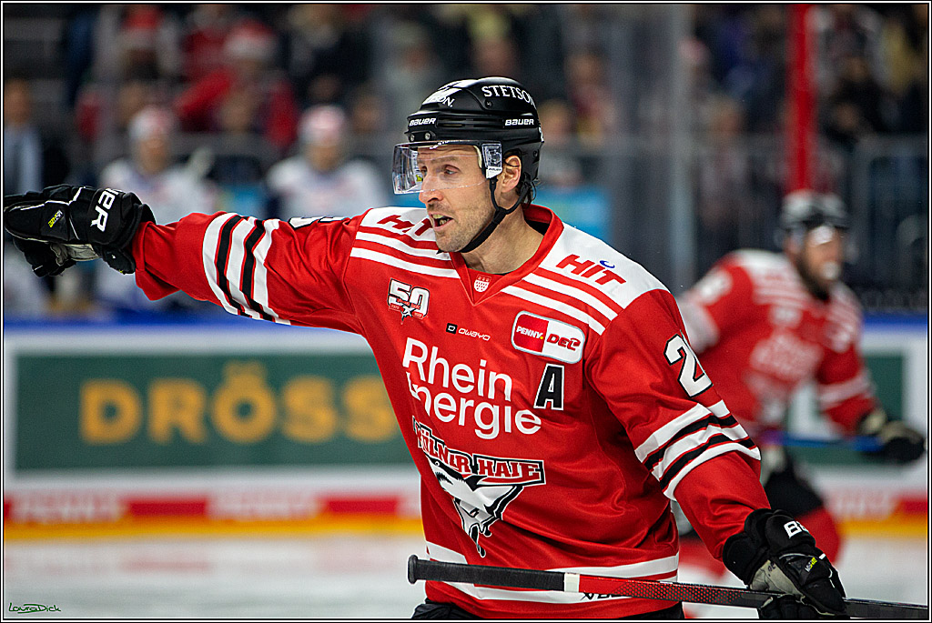 PENNY DEL; Koelner Haie- Schwenninger Wild Wings; Koeln, 06.12.2022